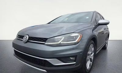 2018 Volkswagen Golf Alltrack S SE SEL