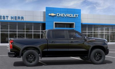 2023 Chevrolet Silverado ZR2