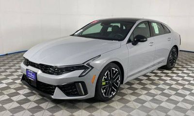 2025 Kia K5 GT
