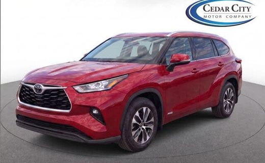 2020 Toyota Highlander XLE NAV