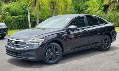 2023 Volkswagen Jetta SE