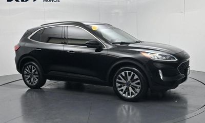 2020 Ford Escape Titanium