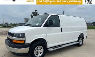 2025 Chevrolet Express 2500