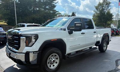 2024 GMC Sierra HD Fleet Base