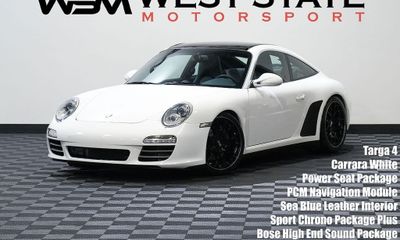 2010 Porsche 911 4
