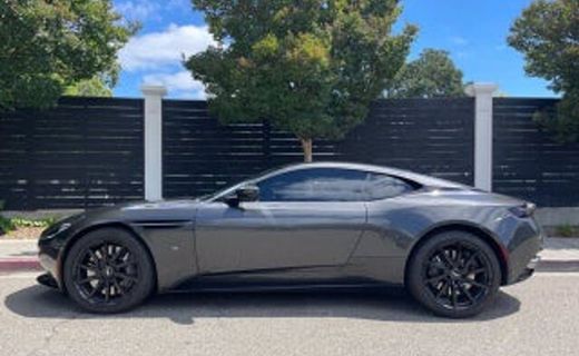 2017 Aston Martin DB11 V12 Coupe