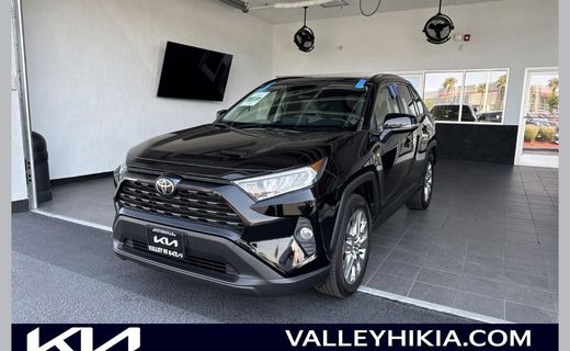 2020 Toyota RAV4 XLE Premium
