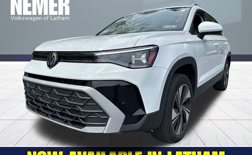2025 Volkswagen Taos 4MOTION SE