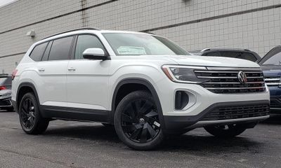 2026 Volkswagen Atlas 4MOTION SE