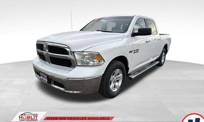 2017 Ram 1500 SLT