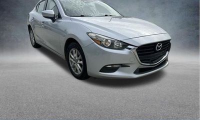 2018 Mazda MAZDA3 Sport
