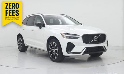 2024 Volvo XC60 Plus Dark