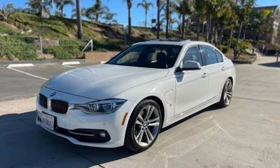 2017 BMW 330E Iperformance