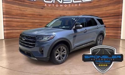 2025 Ford Explorer Active