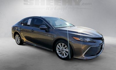 2022 Toyota Camry LE