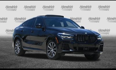 2022 BMW X6 M50i