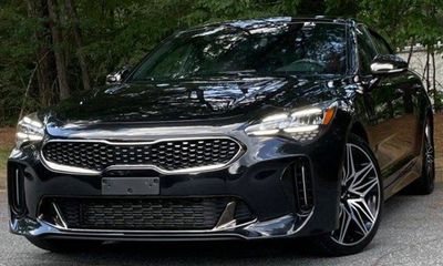 2022 Kia Stinger GT1