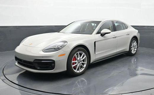 2023 Porsche Panamera 4S