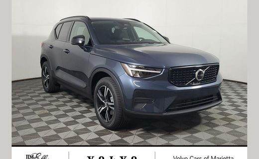 2026 Volvo XC40 Core