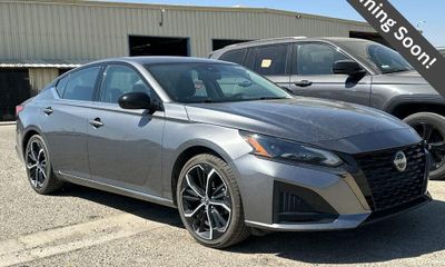 2024 Nissan Altima SR