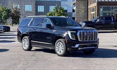 2025 GMC Yukon Denali
