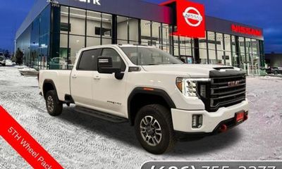 2023 GMC Sierra HD AT4
