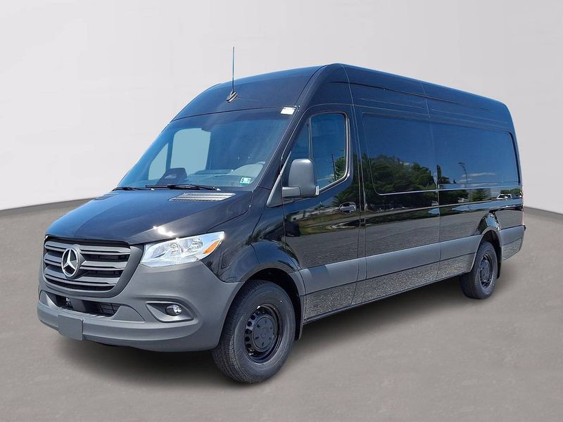 Representative 2026 Mercedes-Benz Sprinter 2500 photo