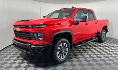 2026 Chevrolet Silverado HD Custom