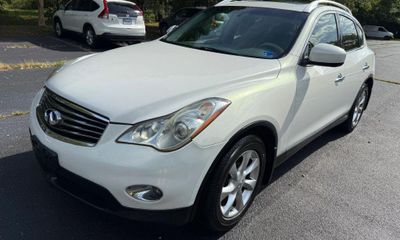 2010 Infiniti EX35 Base