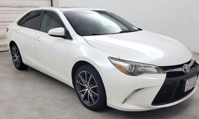 2015 Toyota Camry XSE