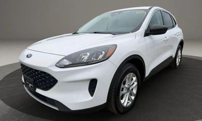 2022 Ford Escape SE Fhev