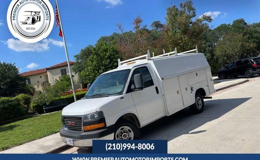 2013 GMC Savana 3500 139 Cutaway