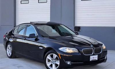 2013 BMW 528xi 528i xDrive Sedan