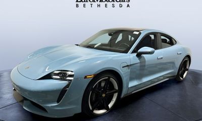 2020 Porsche Taycan Turbo S
