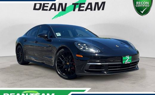 2018 Porsche Panamera 4S