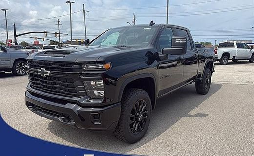 2026 Chevrolet Silverado HD Custom