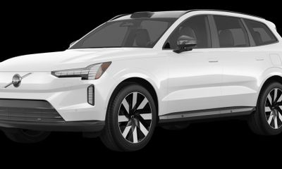 2025 Volvo EX90 Plus