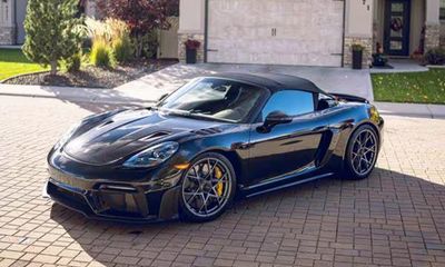 2024 Porsche 718 Spyder RS