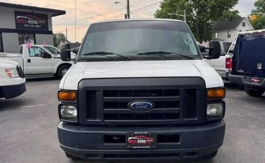 2013 Ford E-Series Cargo VAN