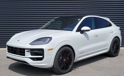 2026 Porsche Cayenne GTS