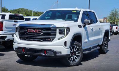 2022 GMC Sierra AT4