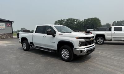 2024 Chevrolet Silverado HD LT
