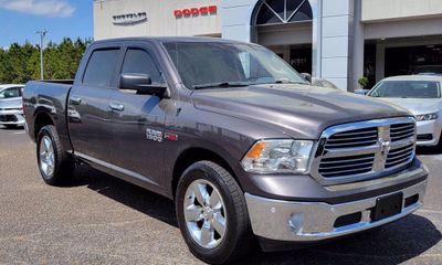 2017 Ram 1500 SLT