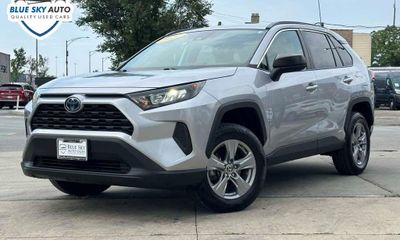 2022 Toyota RAV4 LE