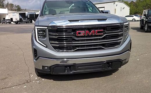 2025 GMC Sierra SLT