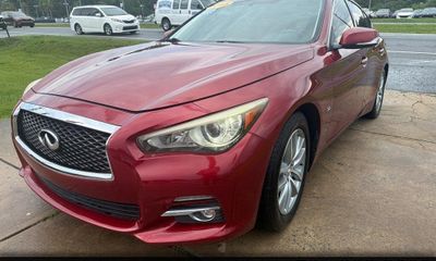 2015 Infiniti Q50 Premium
