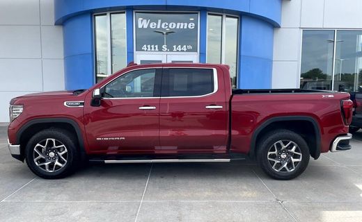 2024 GMC Sierra SLT