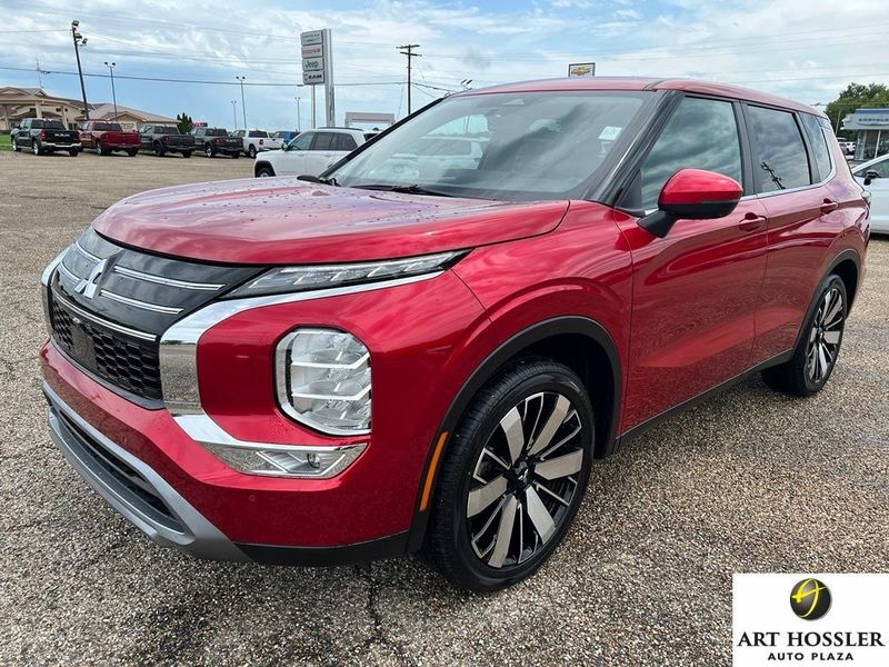 2025 Mitsubishi Outlander — a typically priced live listing