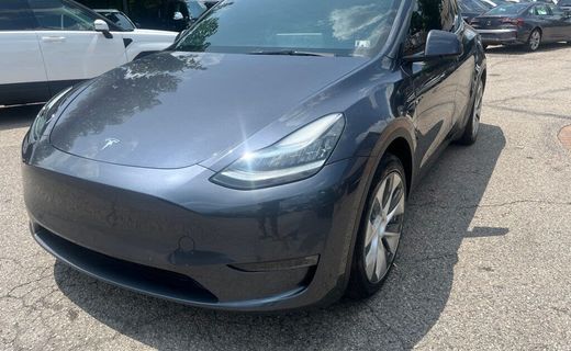 2022 Tesla Model Y Long Range