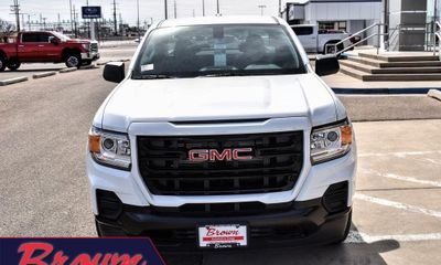 2022 GMC Canyon Elevation Standard